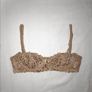 CUTE VINTAGE BRA W/ GEMS